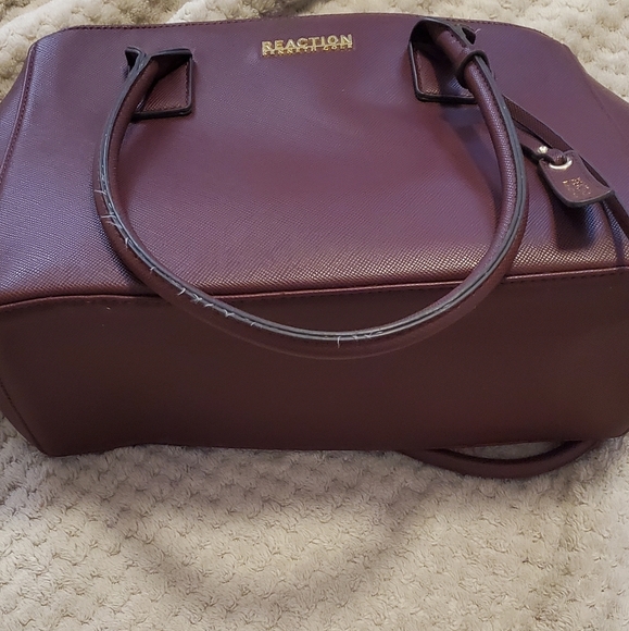 Kenneth Cole Reaction Purse - Picture 2 of 8